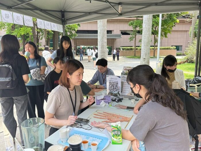 體驗最新的針灸醫療科技，並了解產品原理。